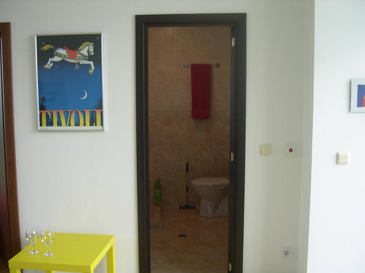 802, Spacy Apm With Sea View. Primorsko Exteriör bild