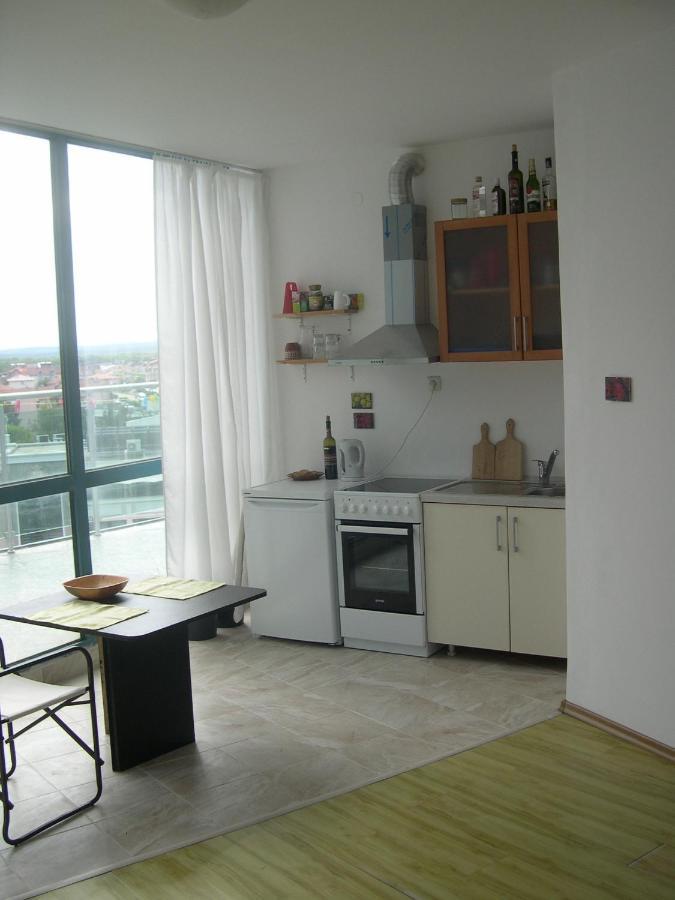 802, Spacy Apm With Sea View. Primorsko Exteriör bild