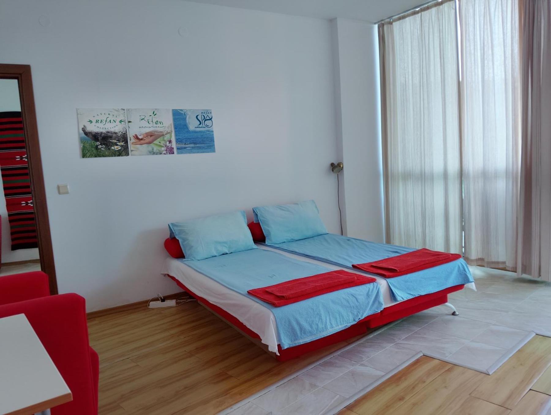 802, Spacy Apm With Sea View. Primorsko Exteriör bild